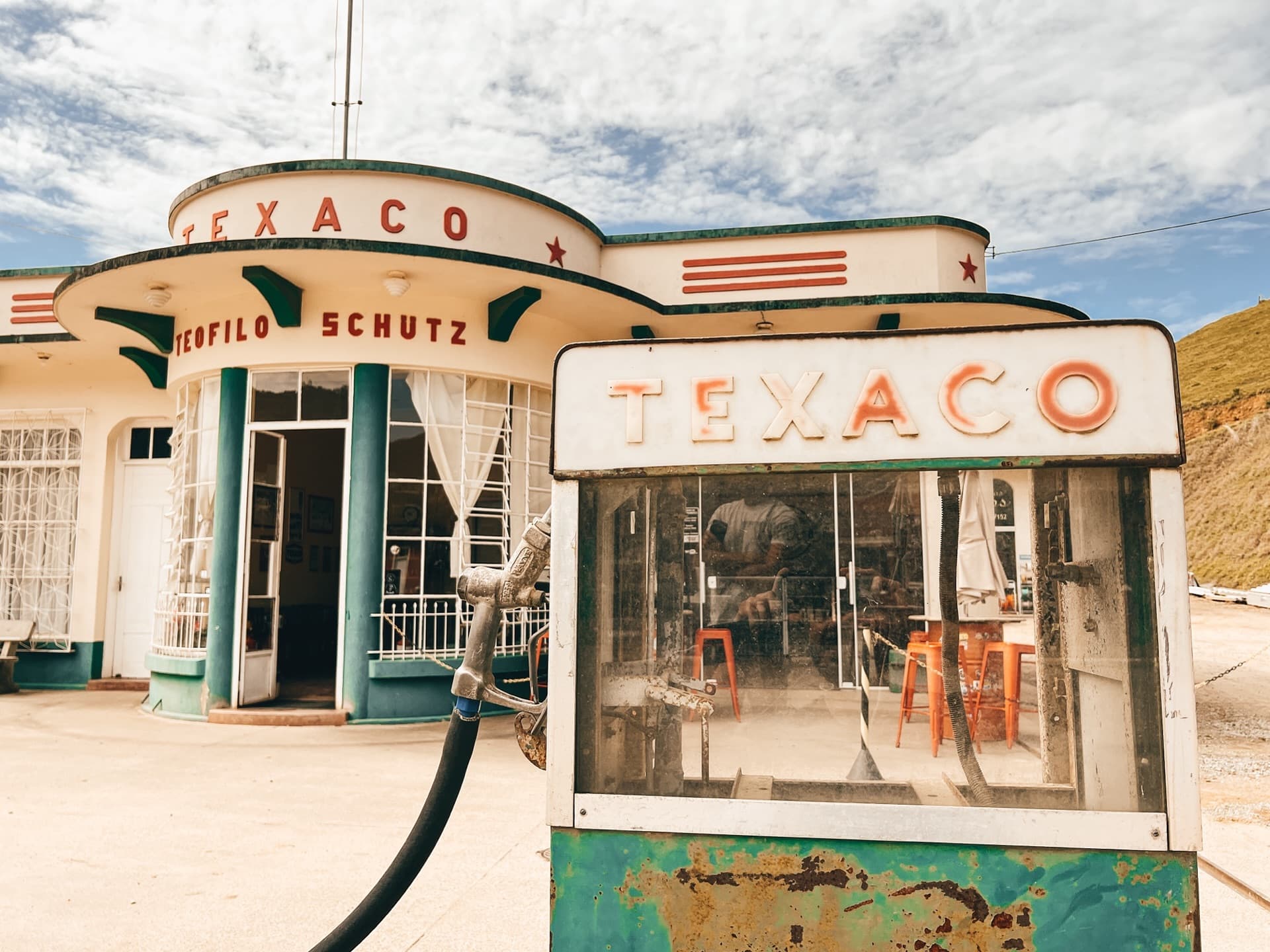 Teófilo Schütz station · Taquaras · 1959 · preserved Streamline architecture